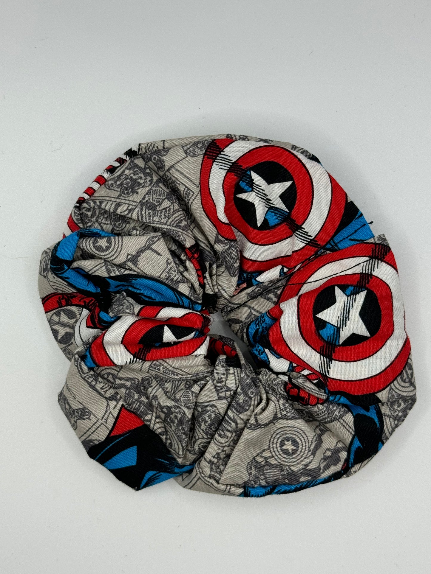 Small Capitan America scrunchie (clearance)